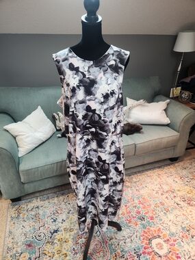 Lori Micheals Sleeveless Black White Pink Floral Scuba Shift Dress Size 16 Plus